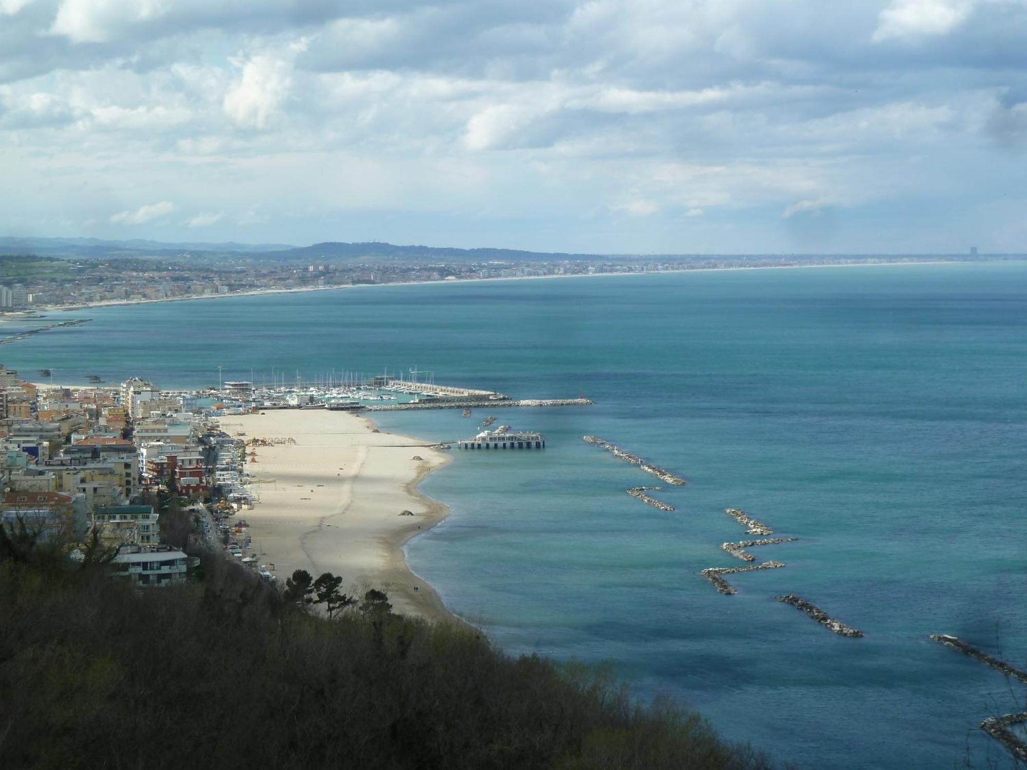 Hotel Napoleon Gabicce Mare Zewnętrze zdjęcie